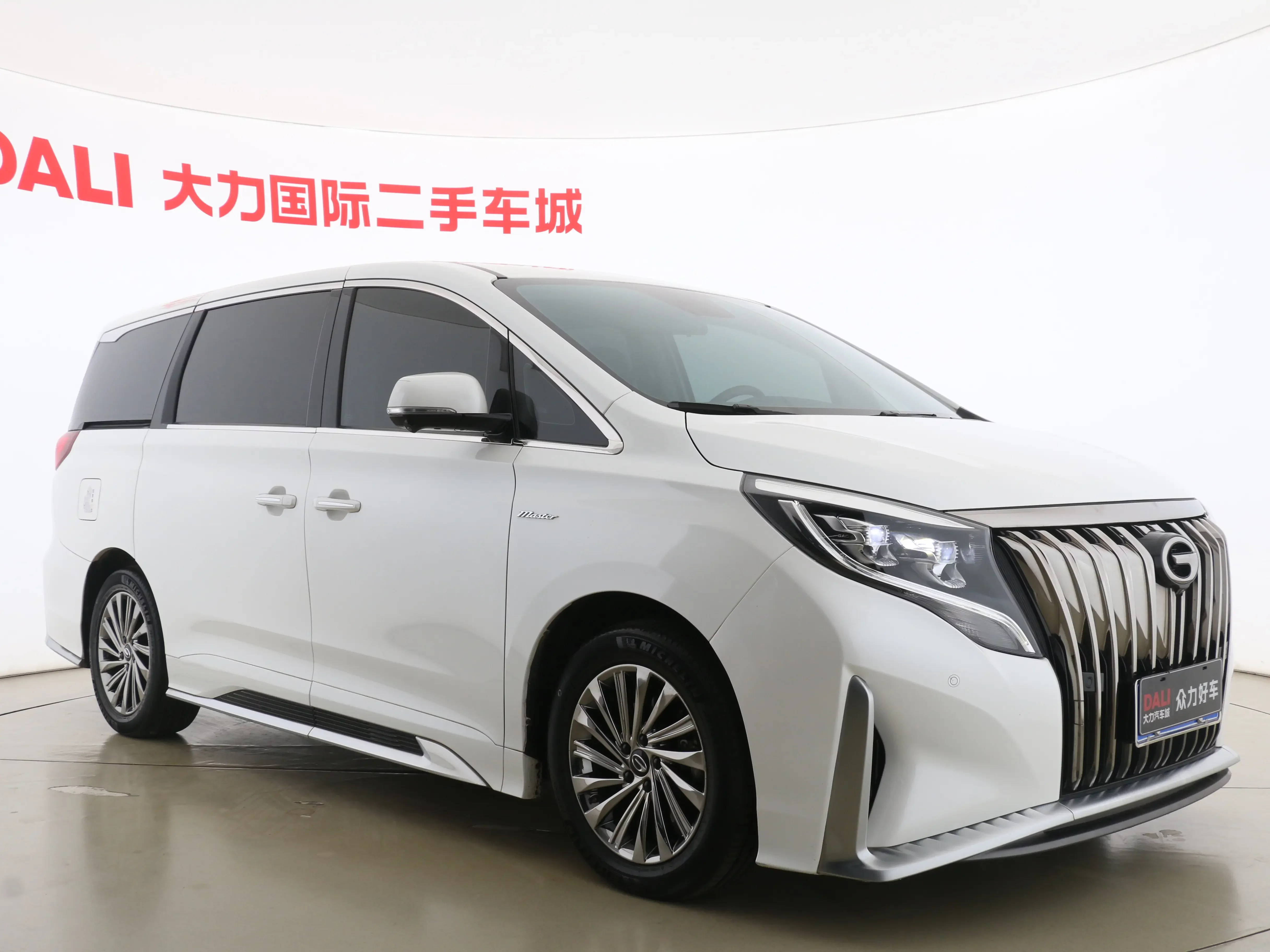 GAC Trumpchi M8