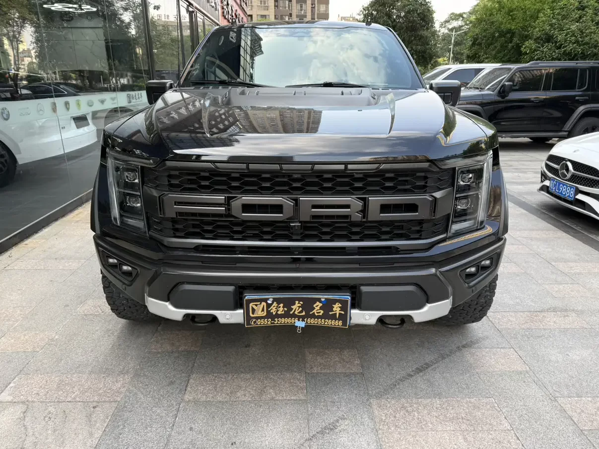 Ford F-150 Raptor