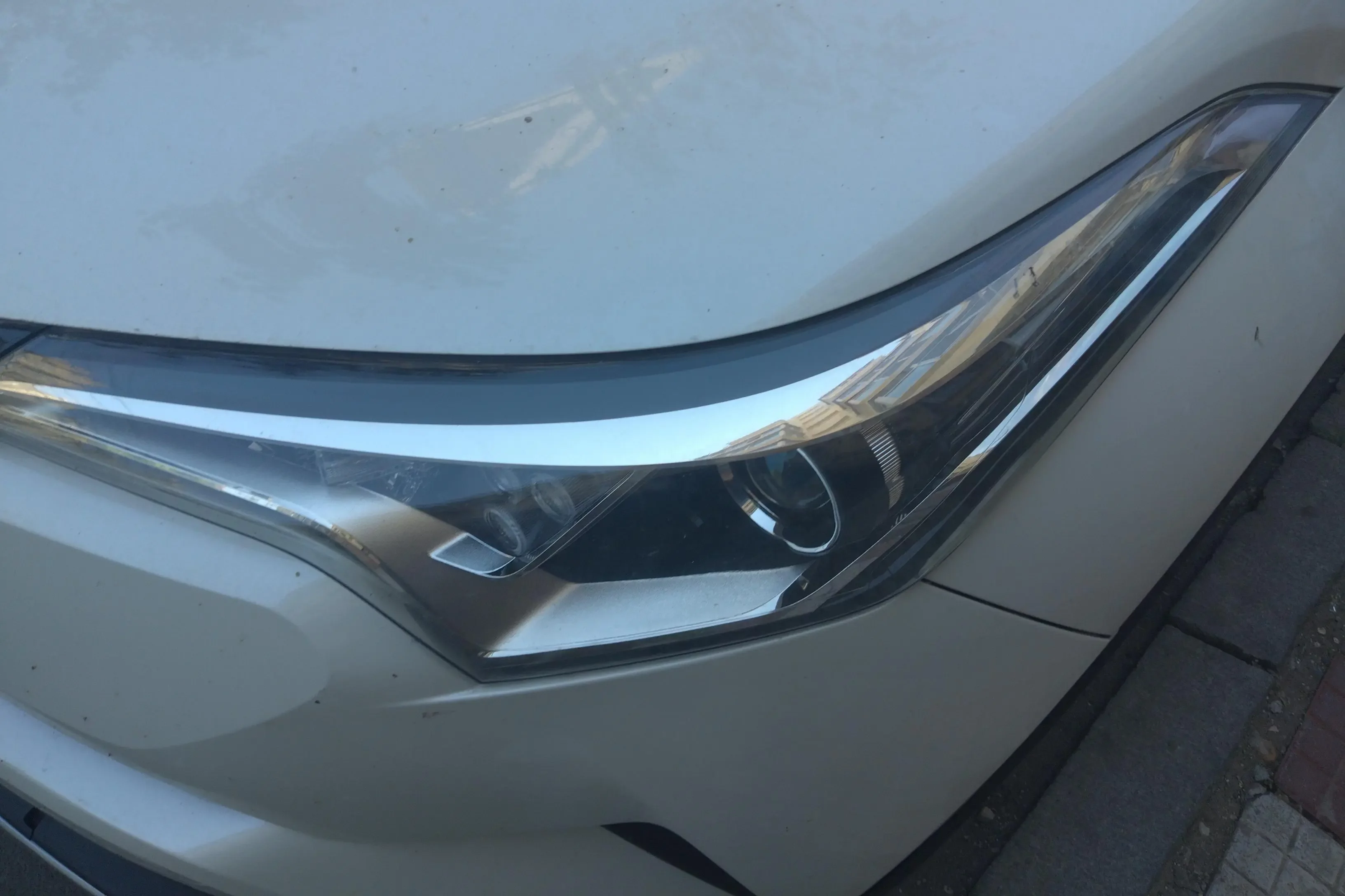 Toyota C-HR Hybrid