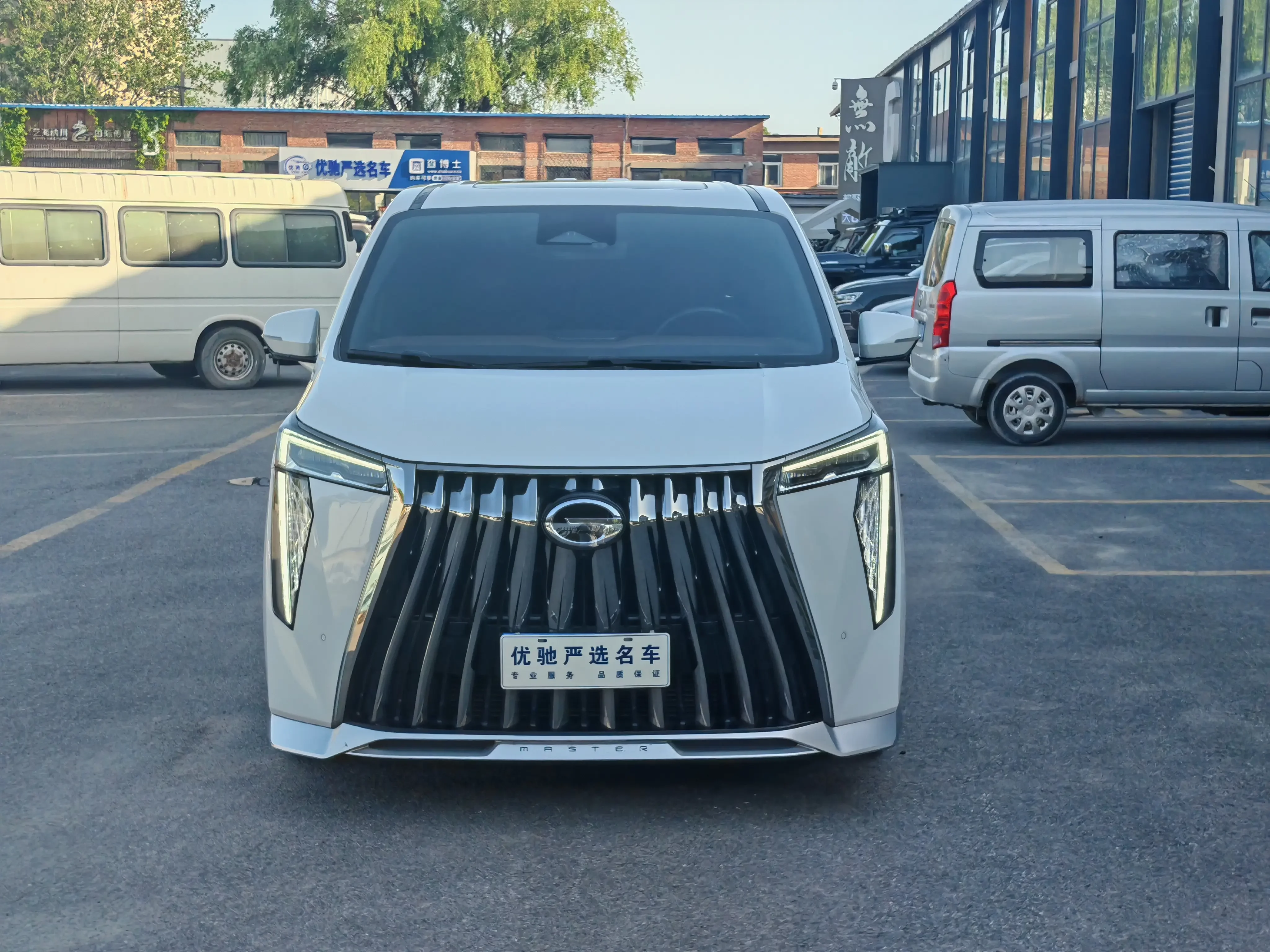 GAC Trumpchi M8