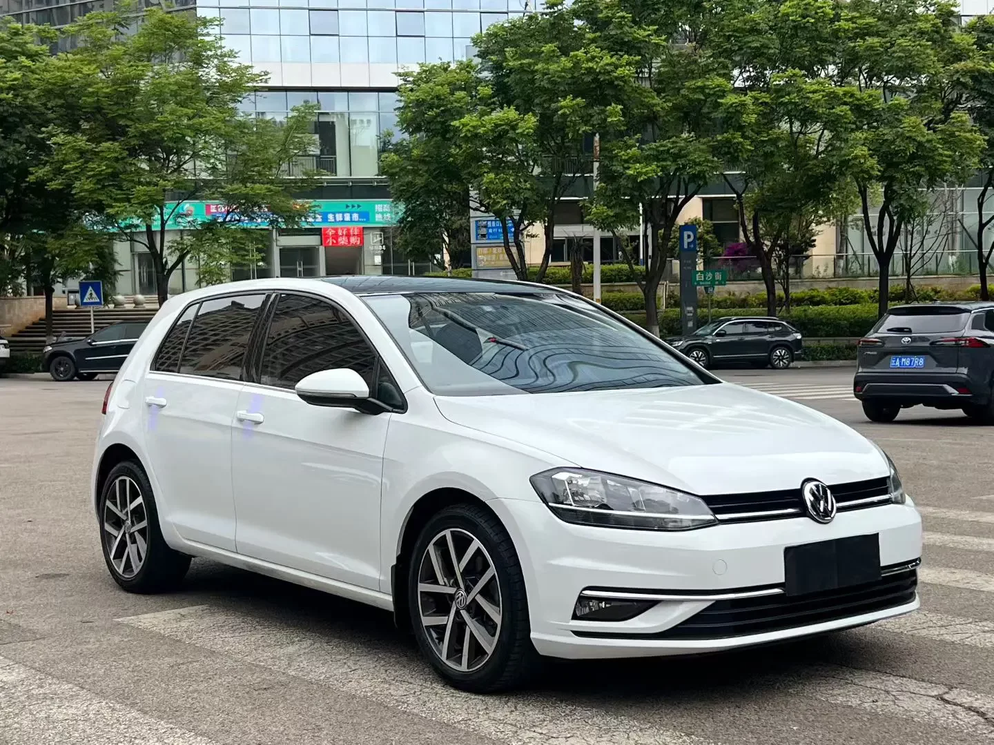 Volkswagen golf