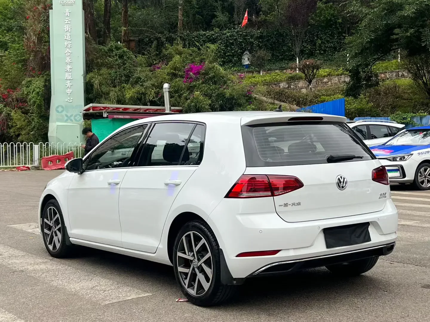Volkswagen golf