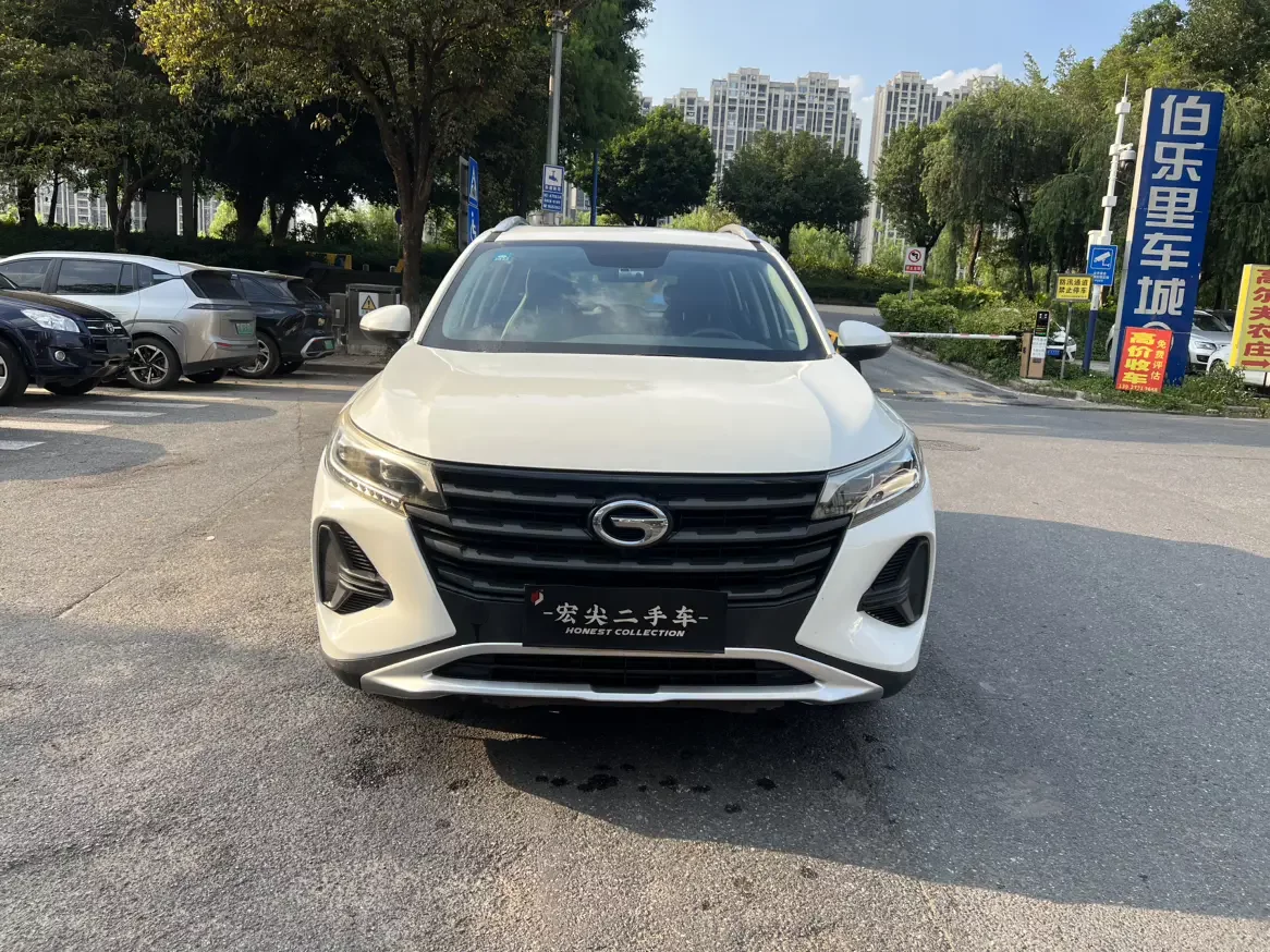 GAC Trumpchi GS4