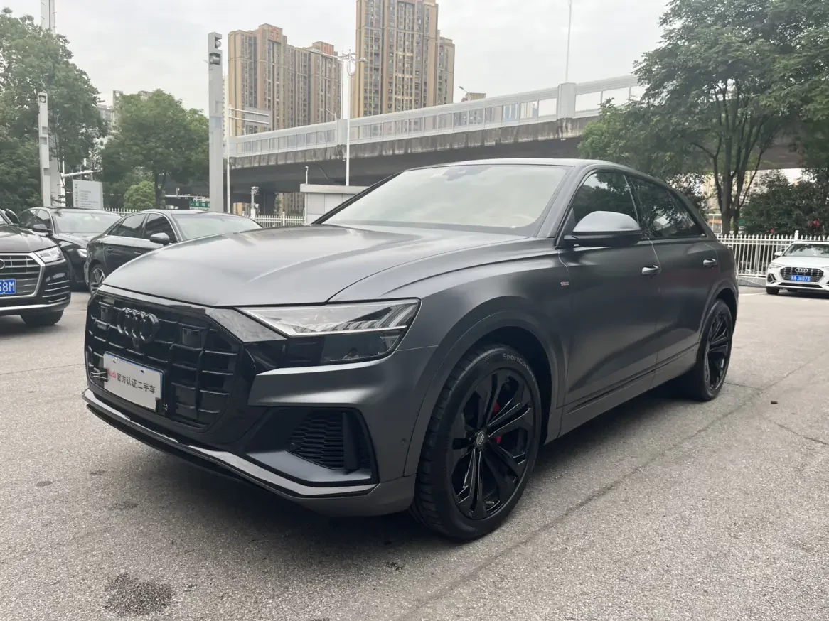 Audi Q8