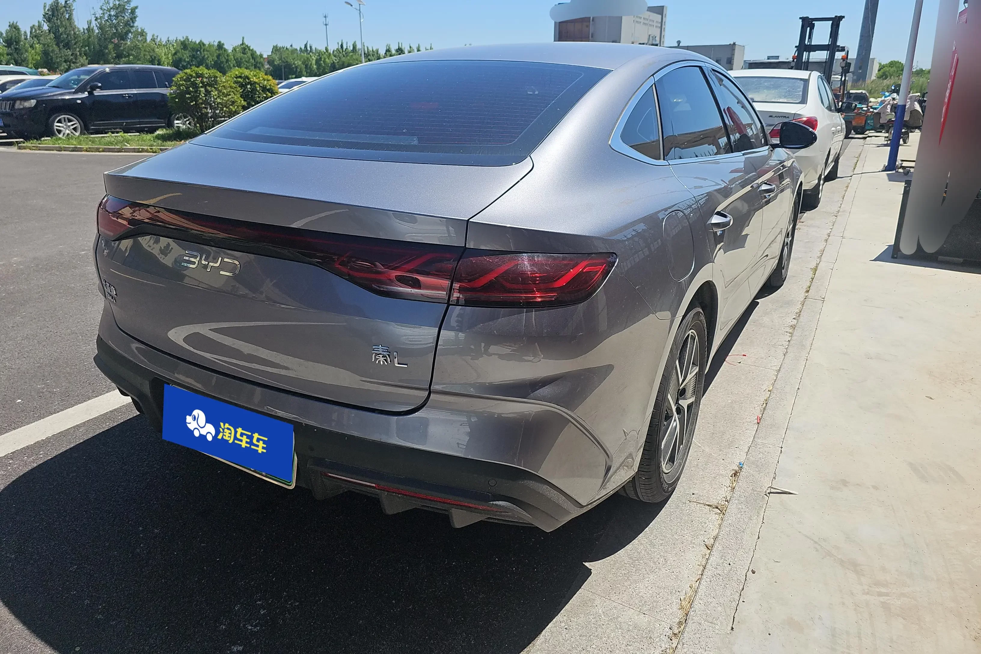 BYD Qin L DM