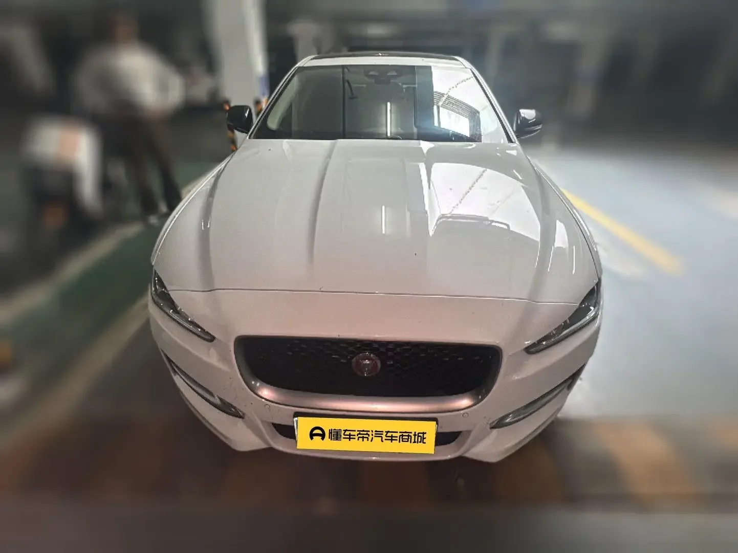 Jaguar XE