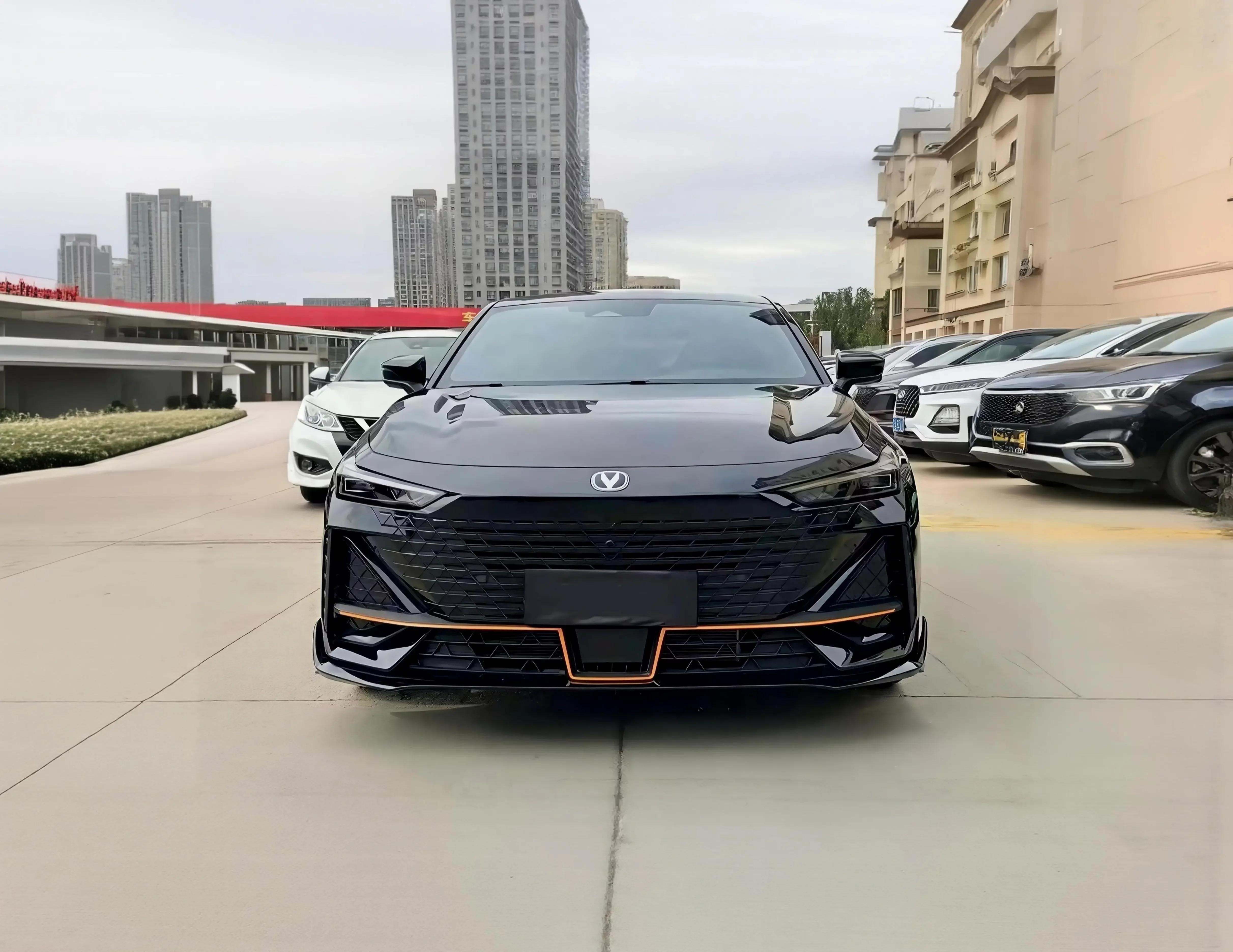 Changan UNI-V  из Китая