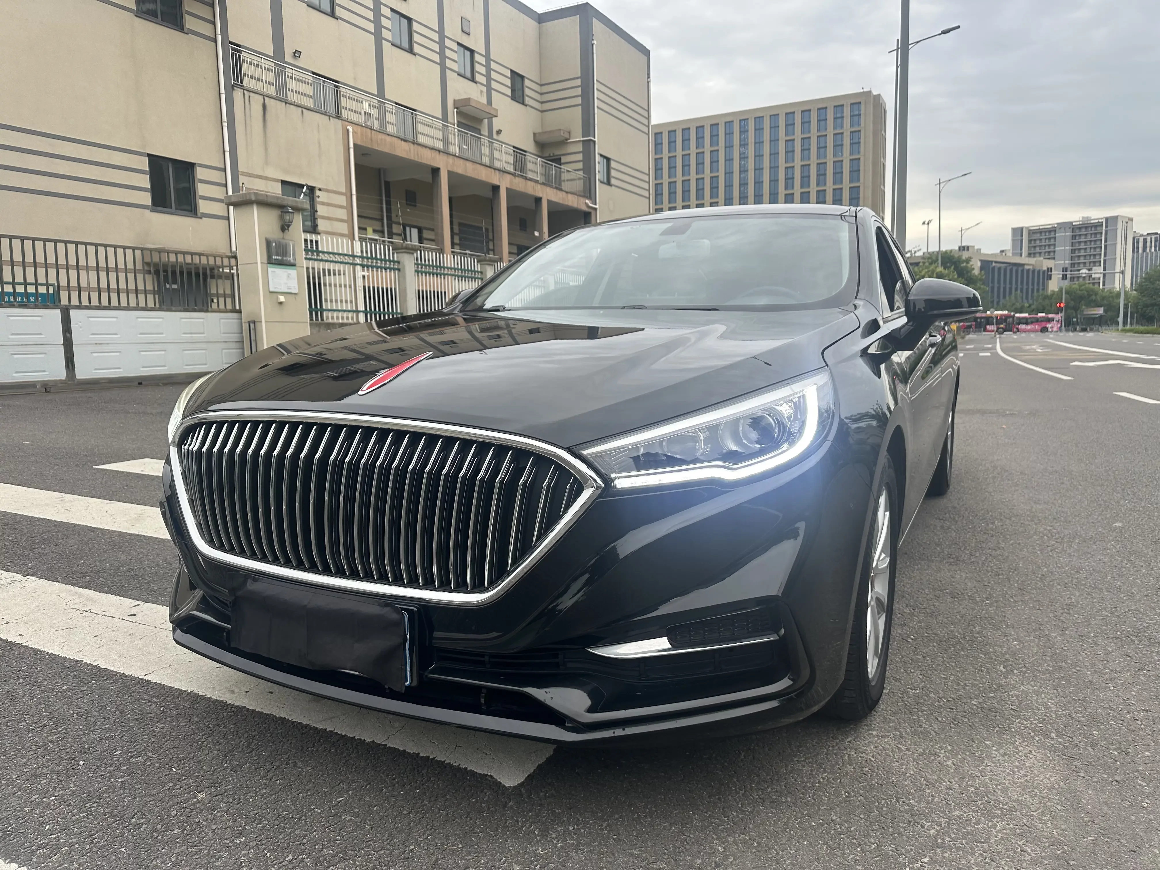 Hongqi H5 classic