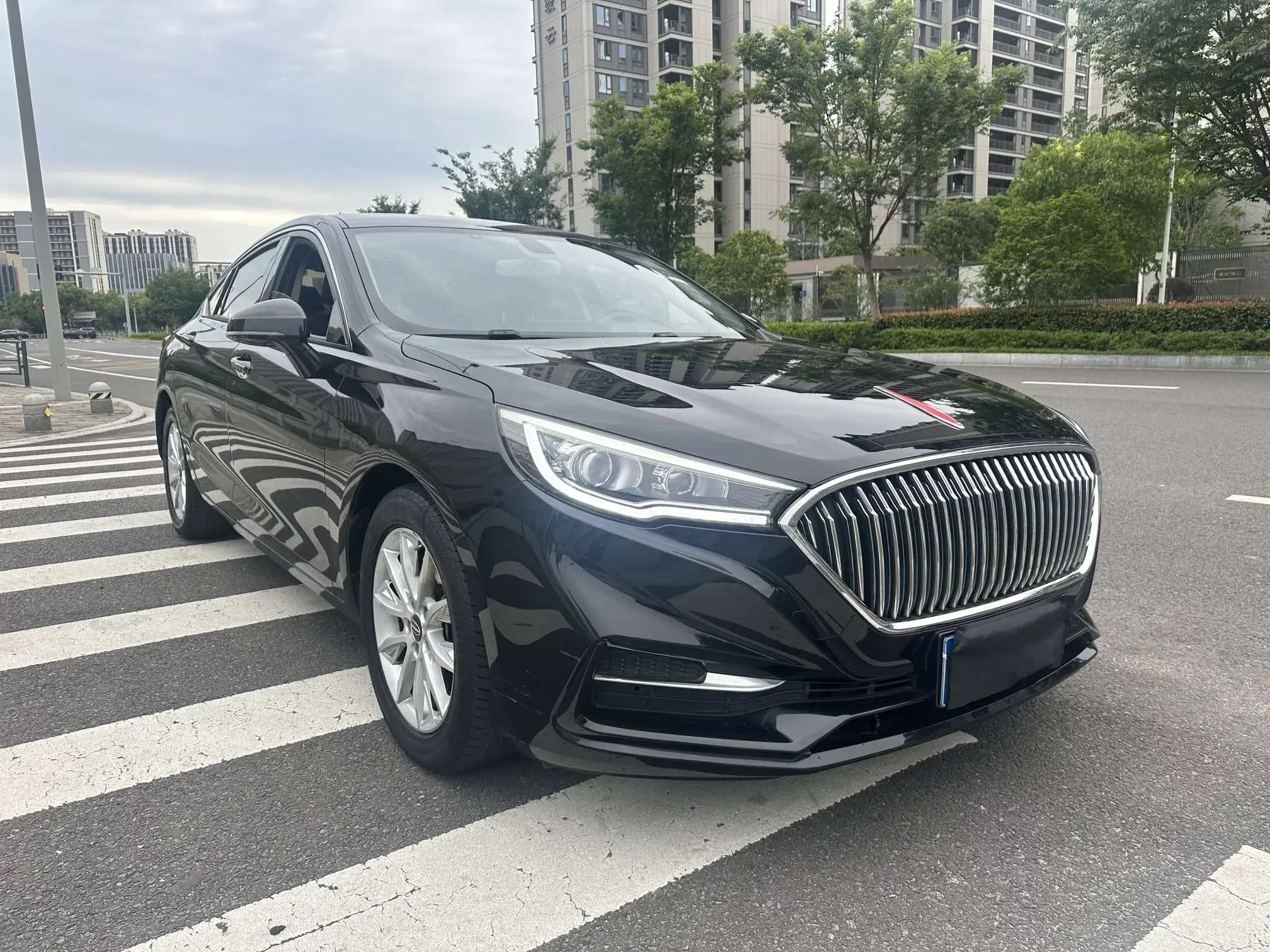 Hongqi H5 classic