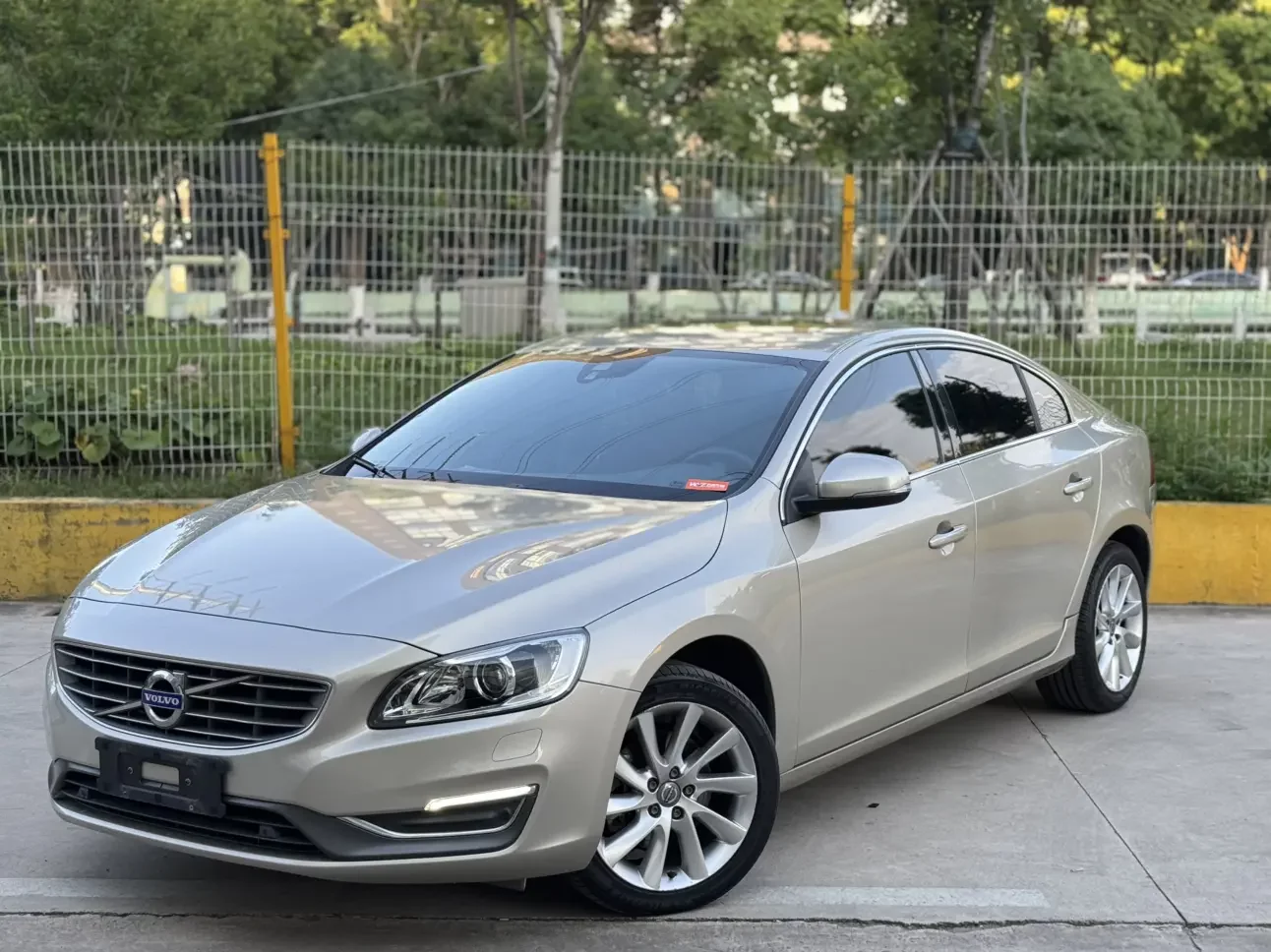 Volvo S60