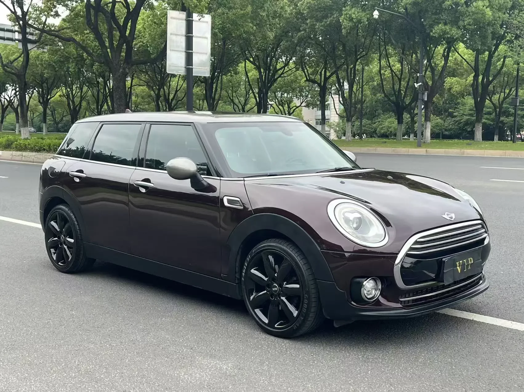 MINI CLUBMAN