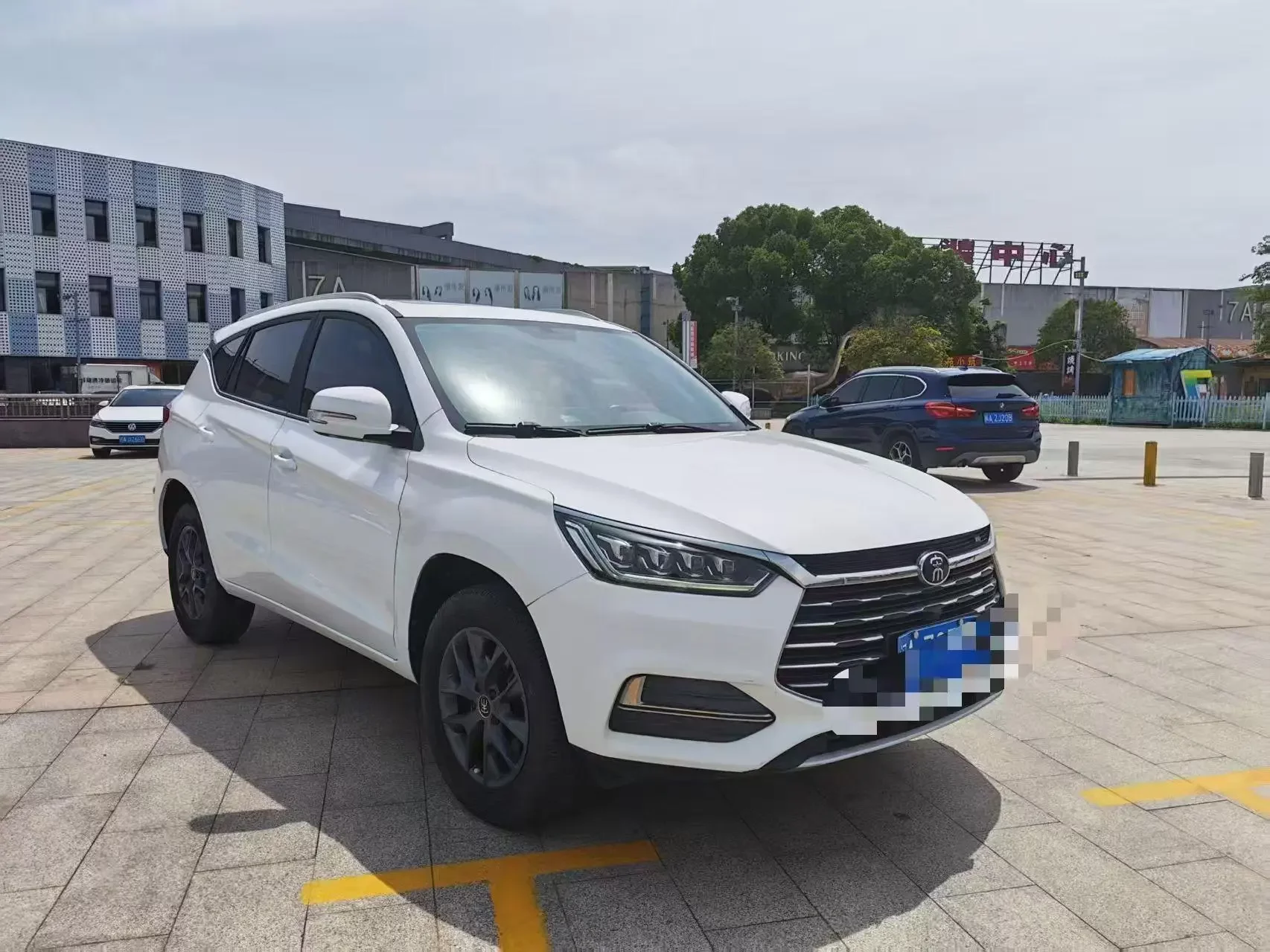 BYD Song