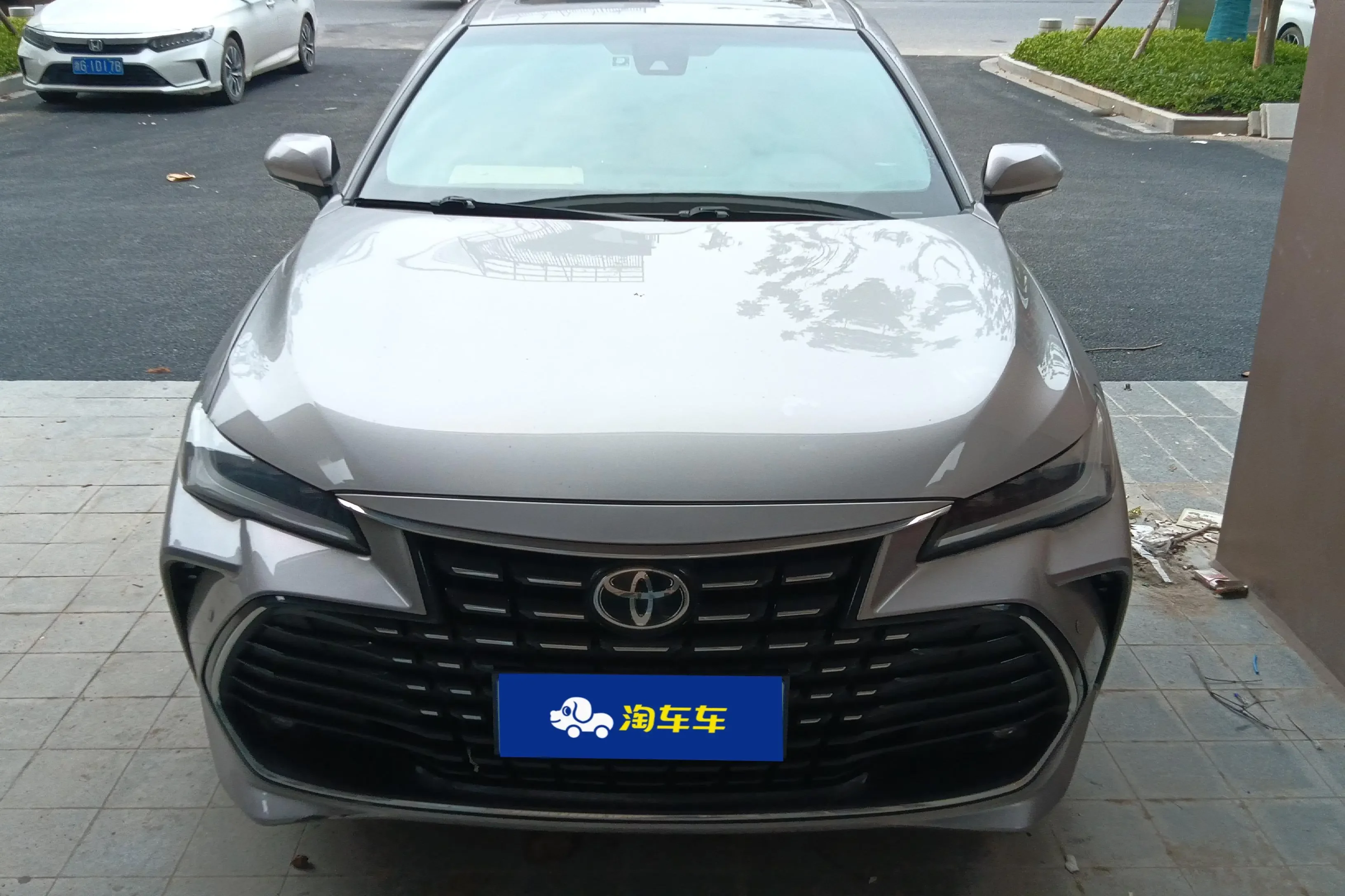 Toyota Avalon