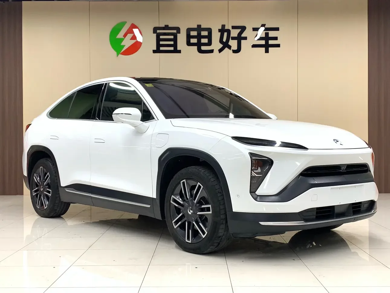 NIO EC6