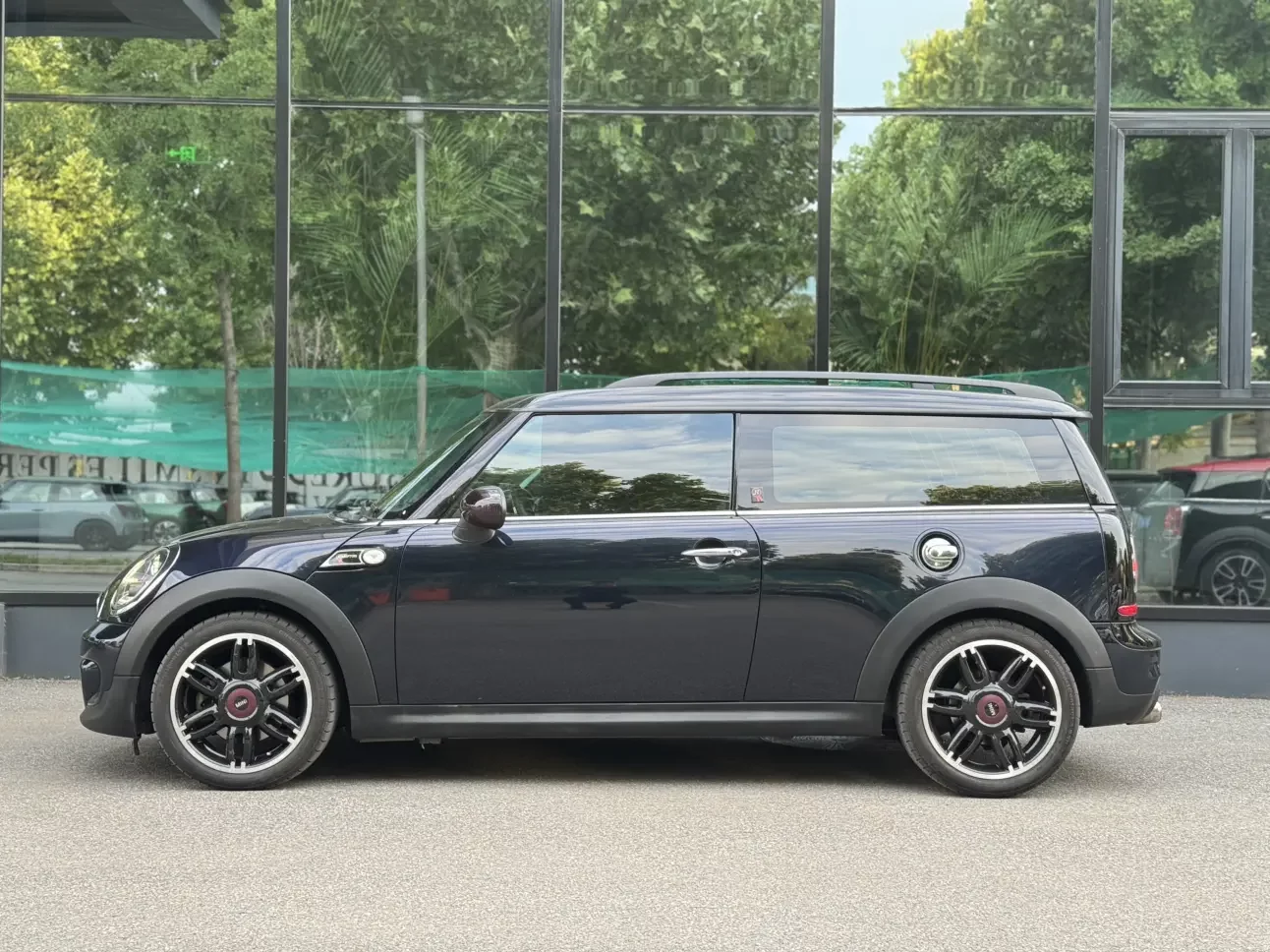 MINI CLUBMAN