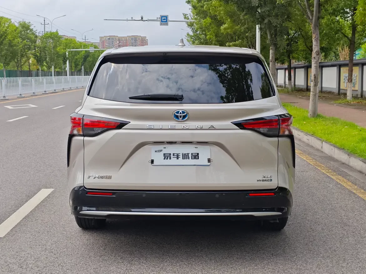Toyota Sienna
