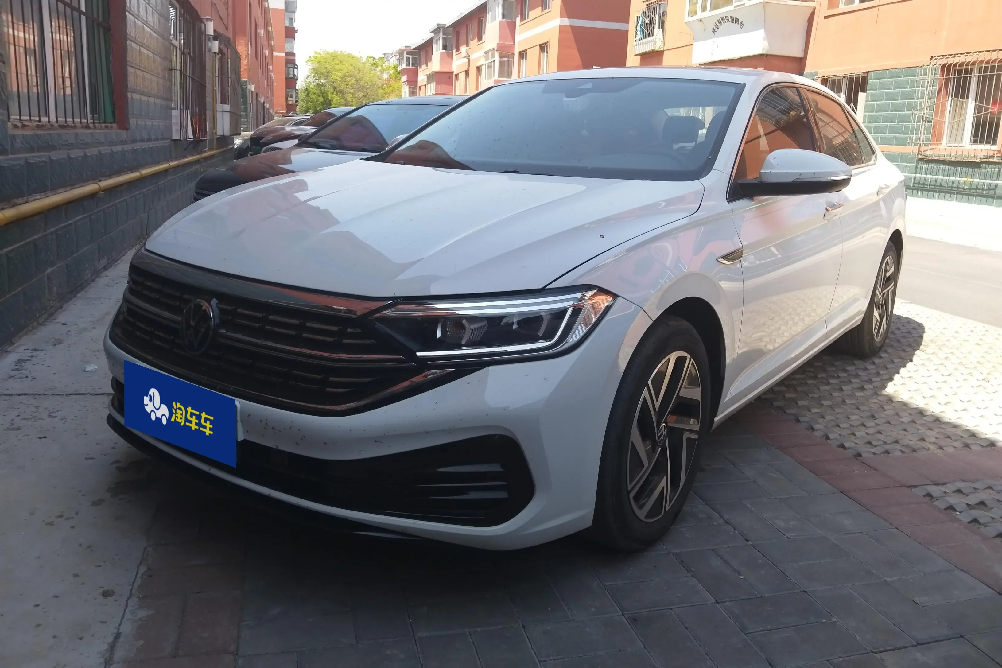 Volkswagen Sagitar