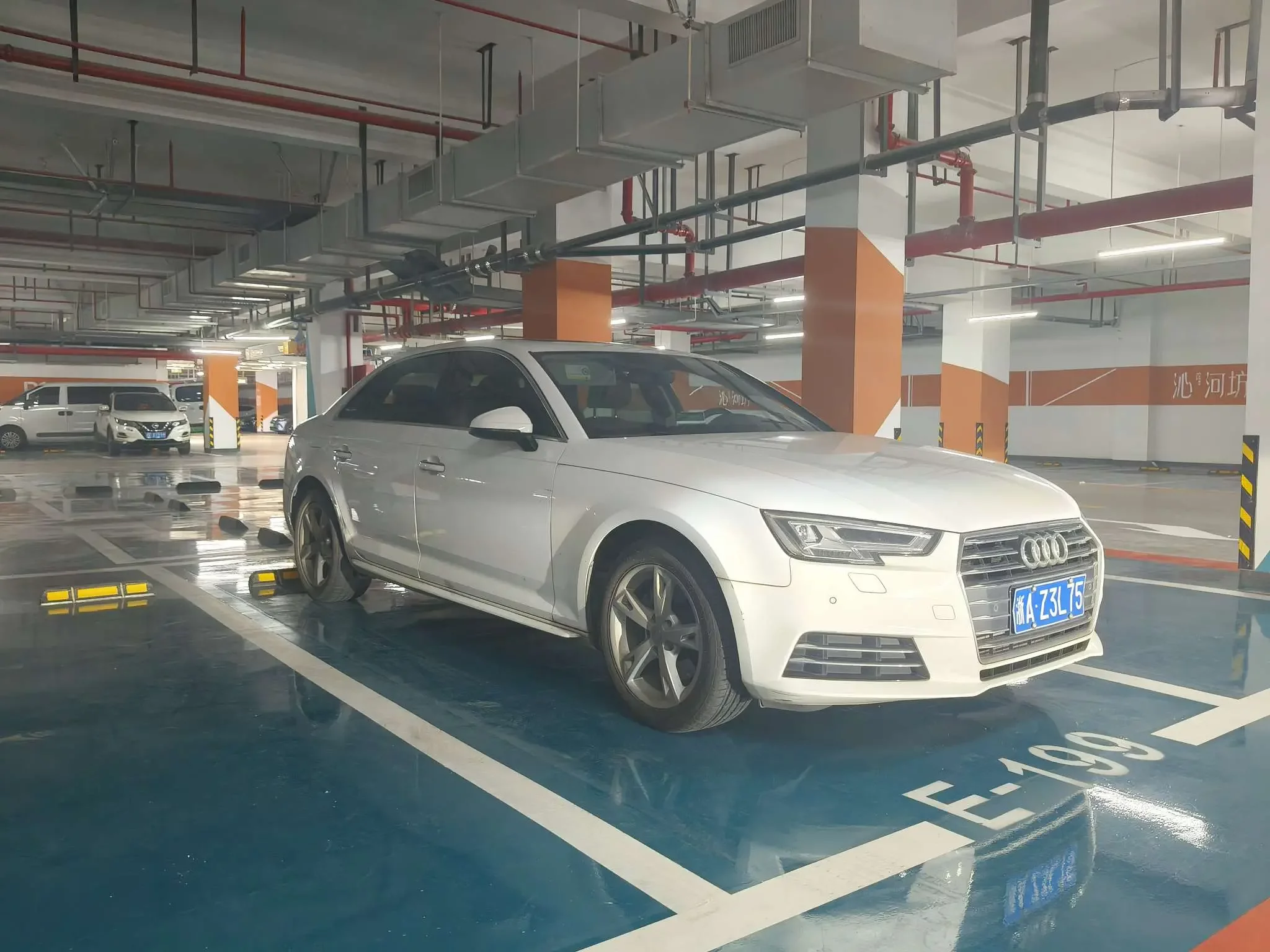 Audi A4L