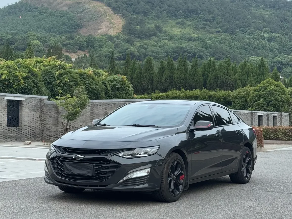 Chevrolet Malibu XL