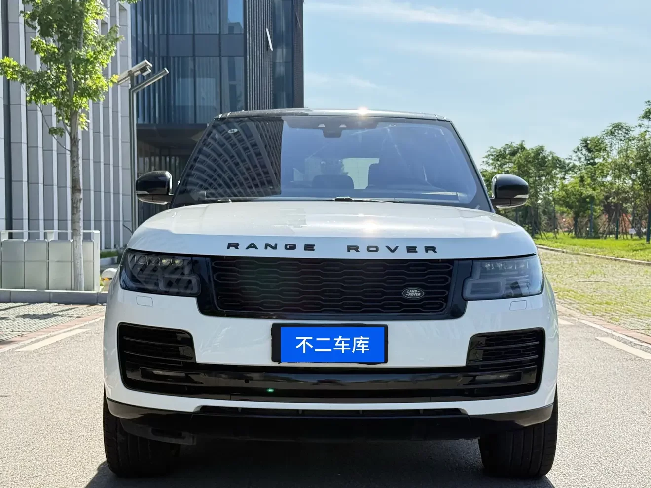 Land Rover range rover