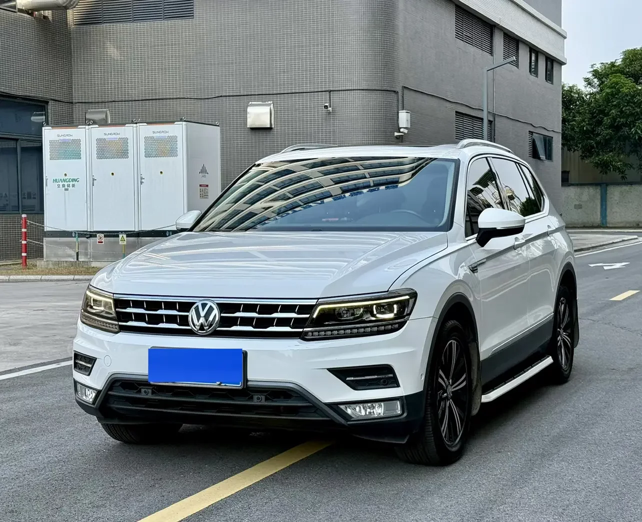Volkswagen Tiguan L