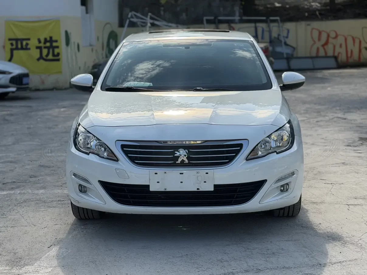 Peugeot 408