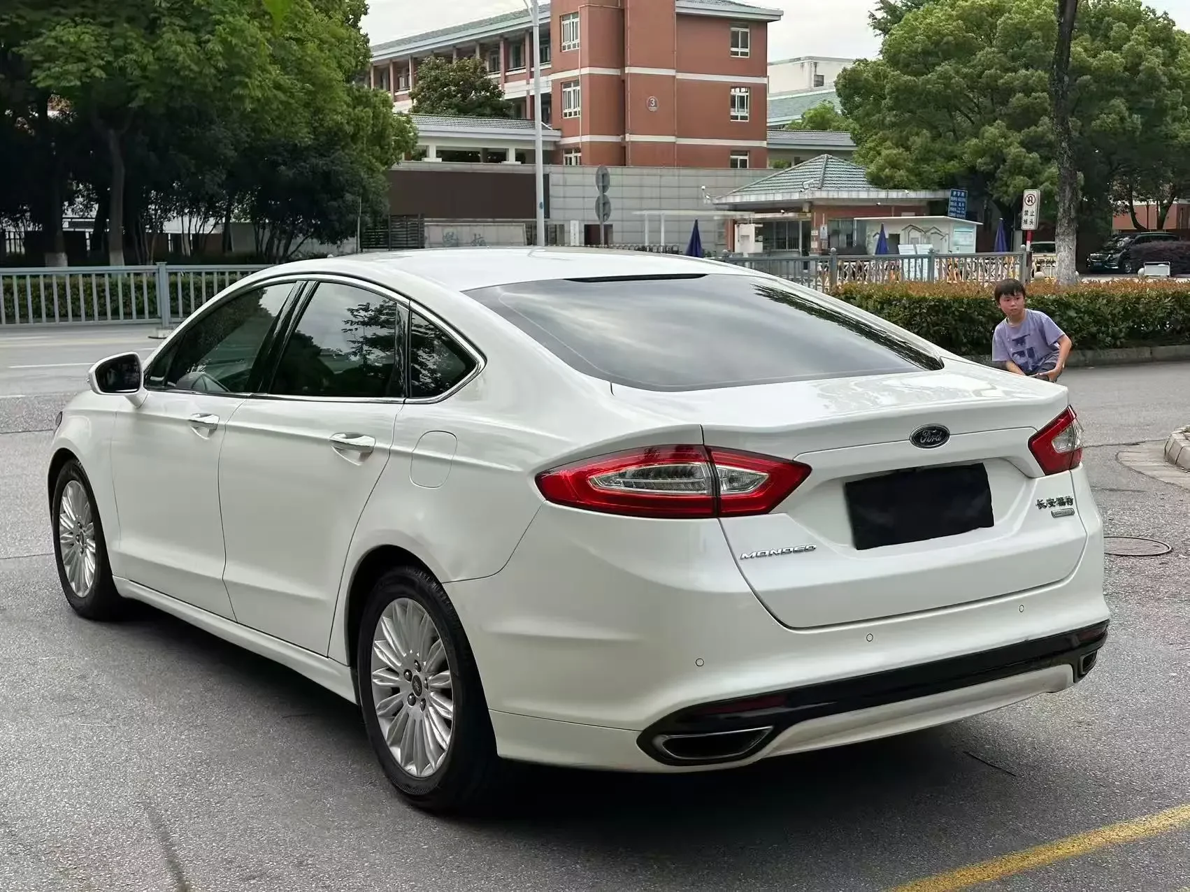 Ford Mondeo