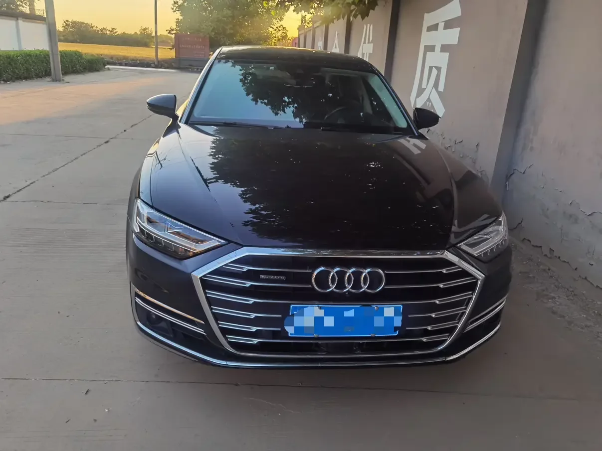 Audi A8