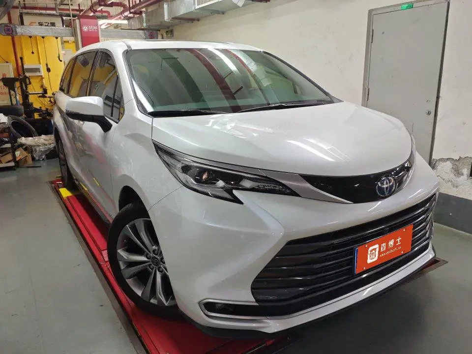 Toyota Sienna
