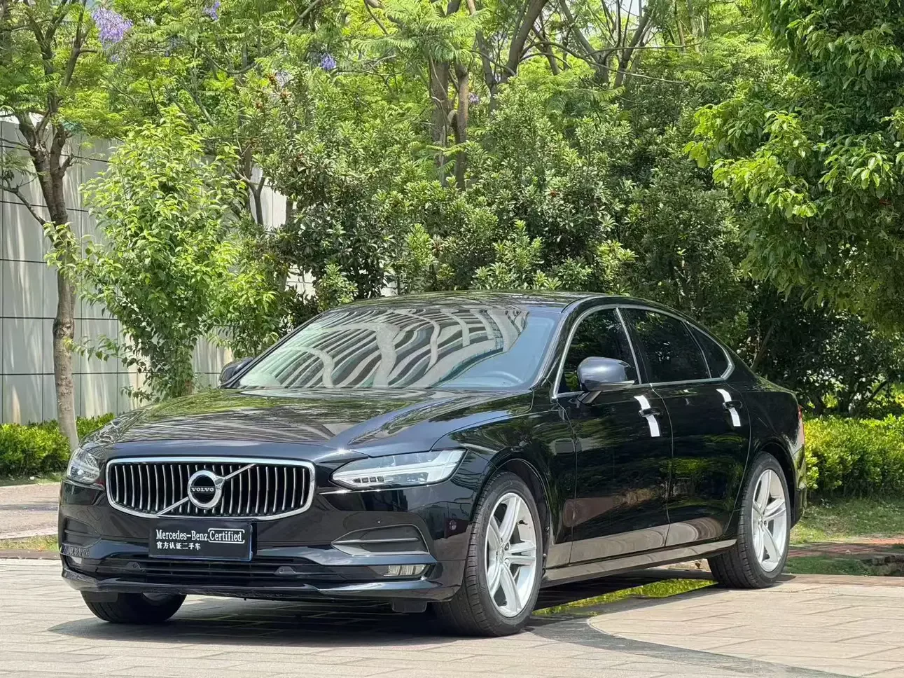 Volvo S90