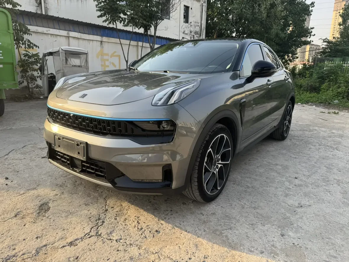Lynk & Co 05