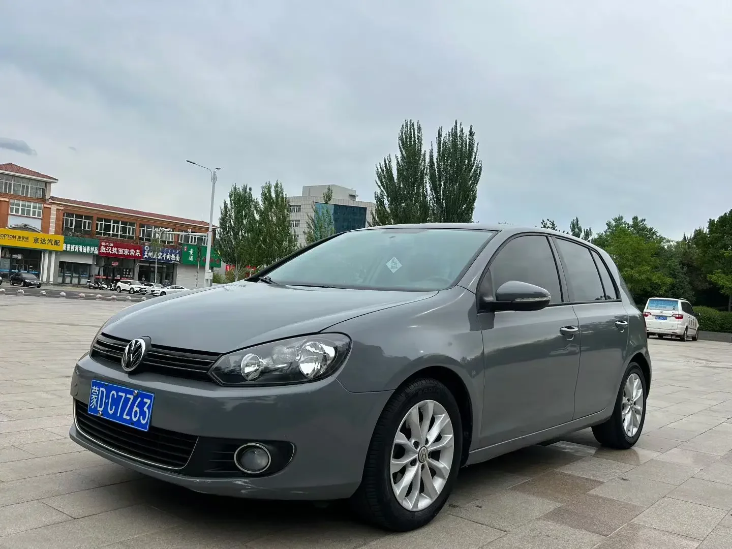 Volkswagen golf