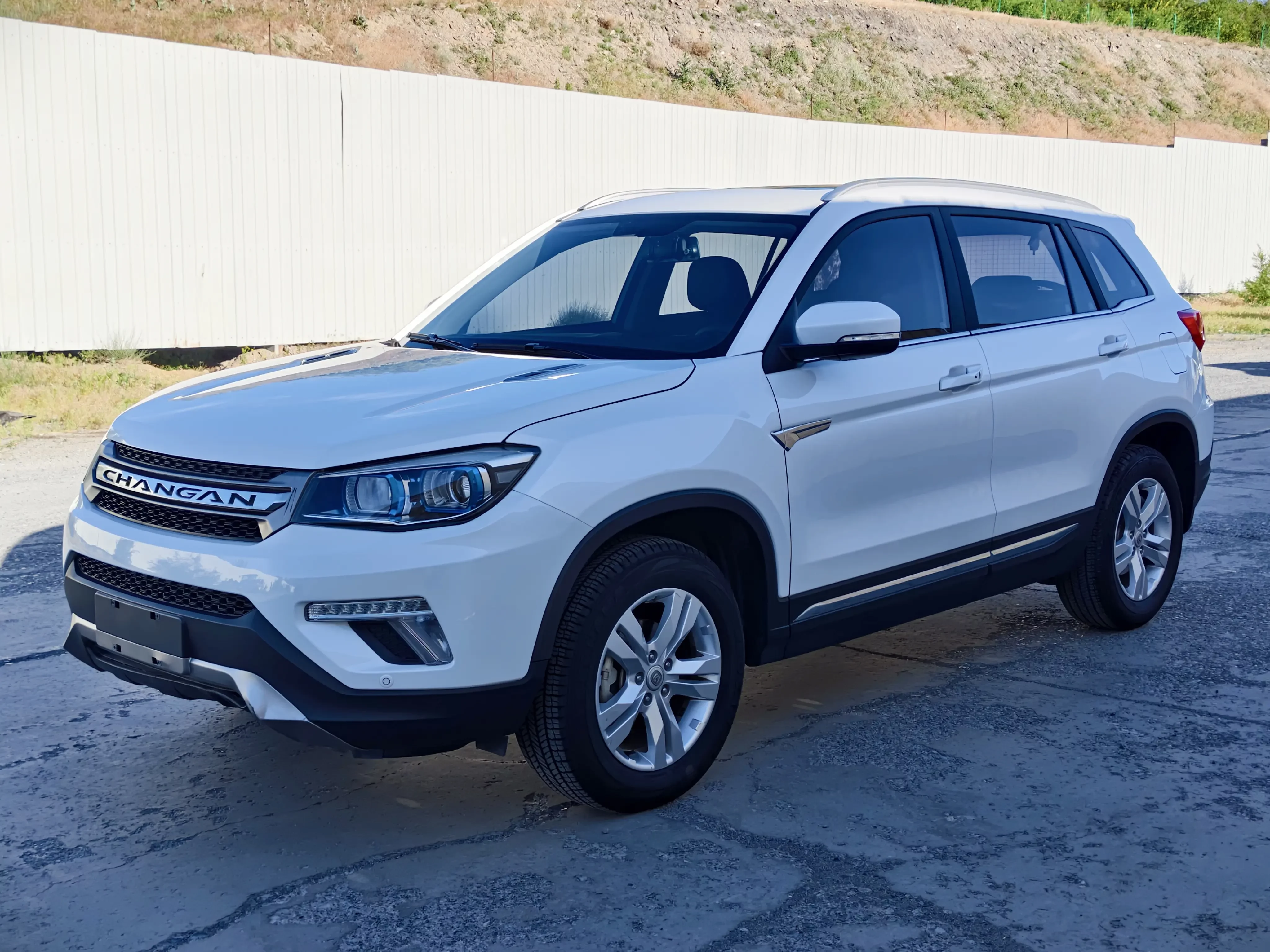 Changan CS75