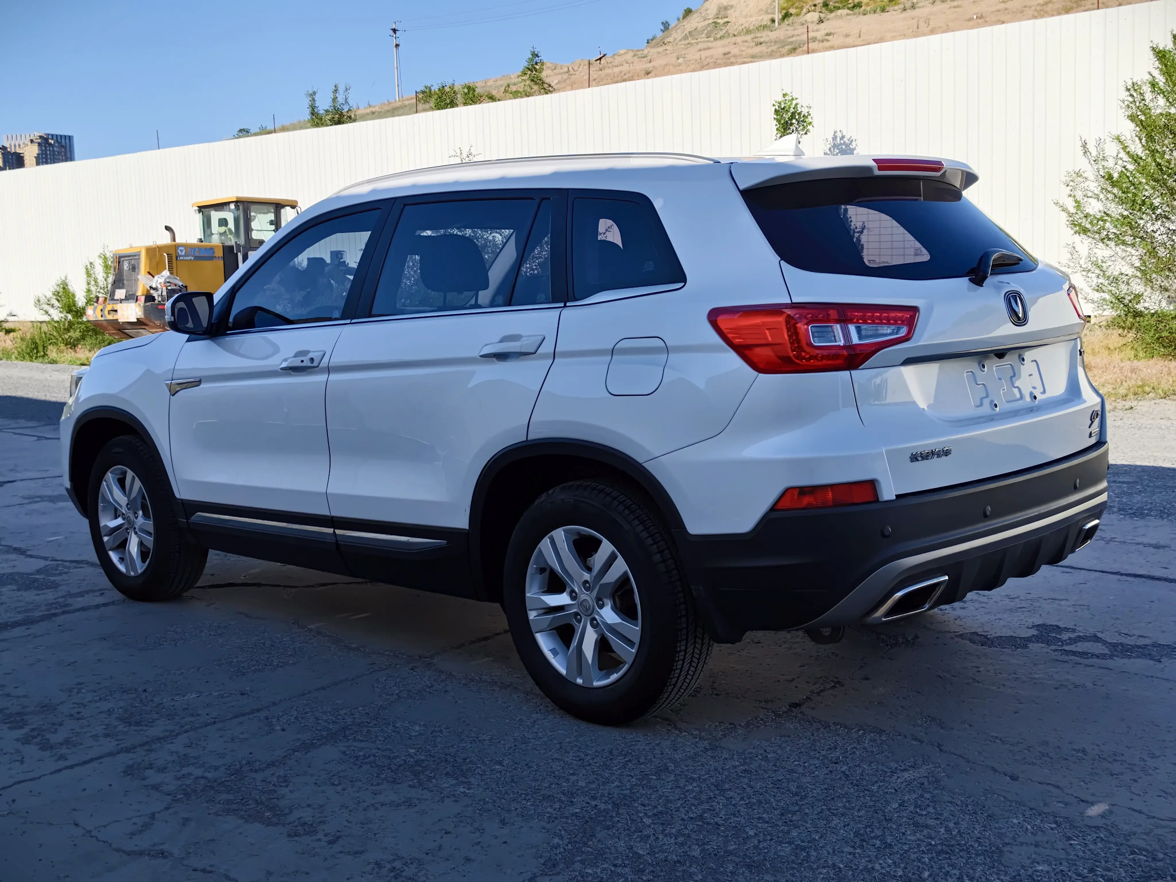 Changan CS75