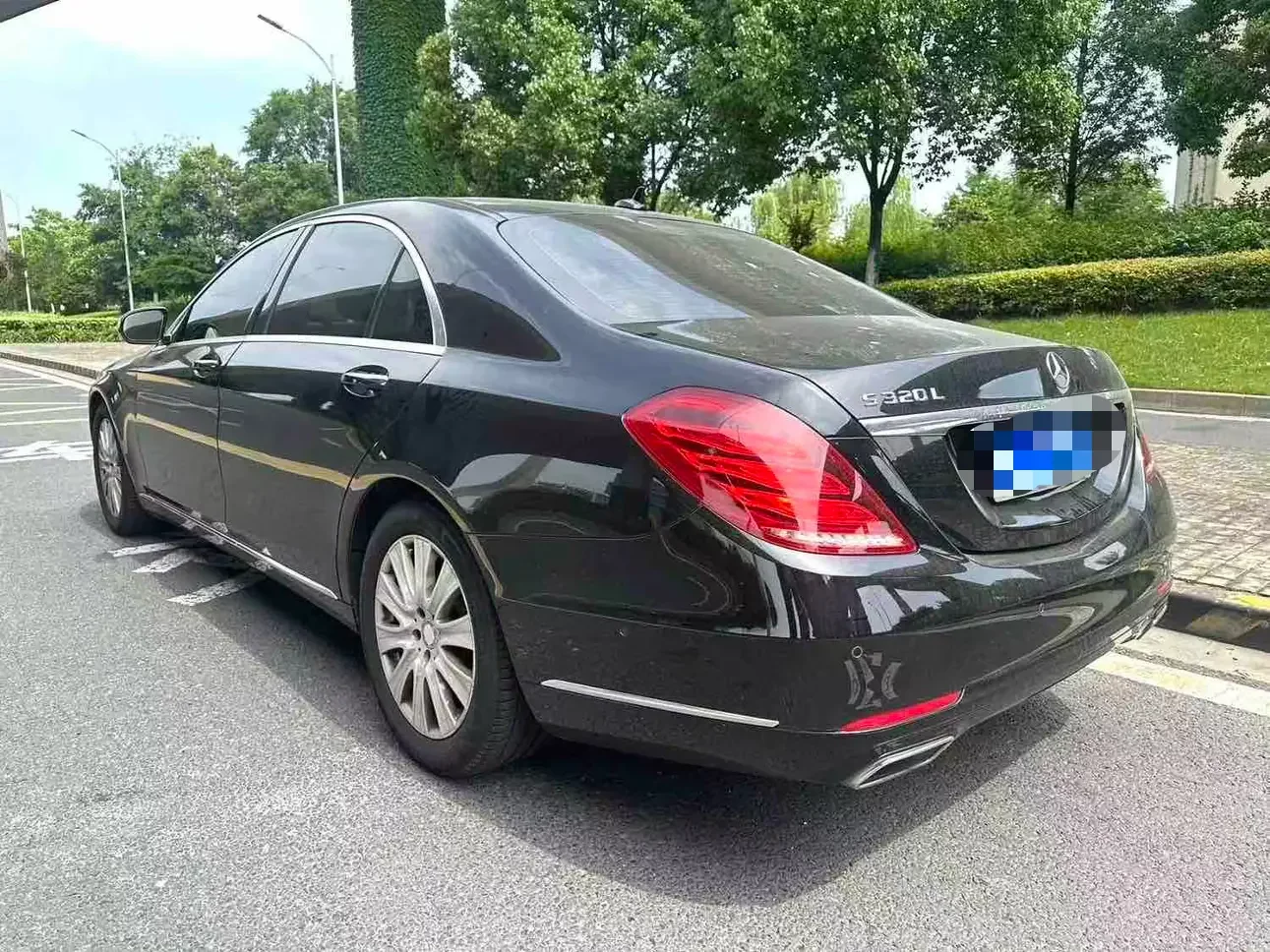 Mercedes-Benz S Class