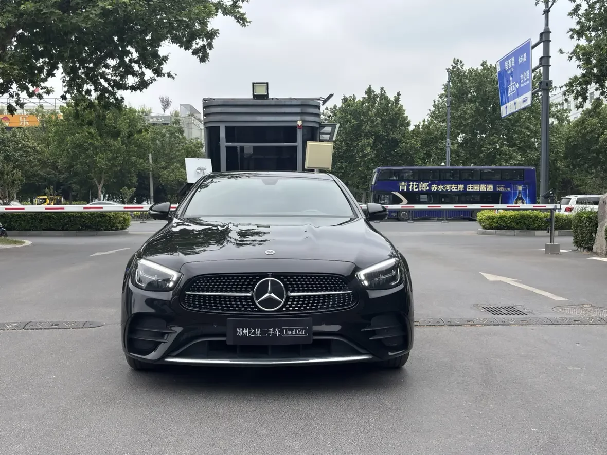 Mercedes-Benz E-Class PHEV
