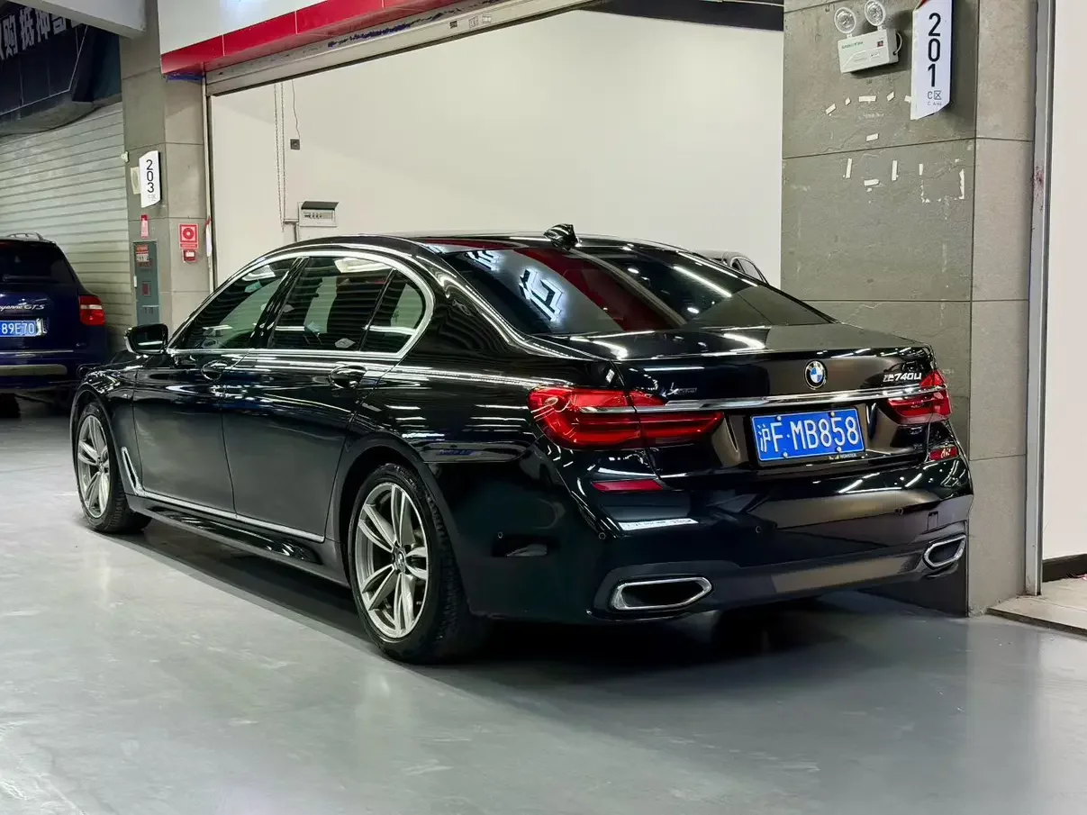 BMW 7 Series