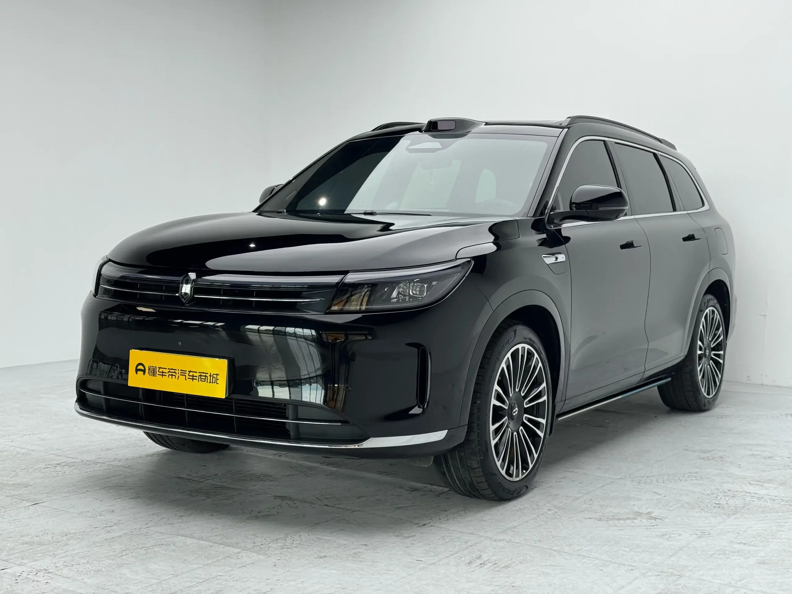 AITO M7