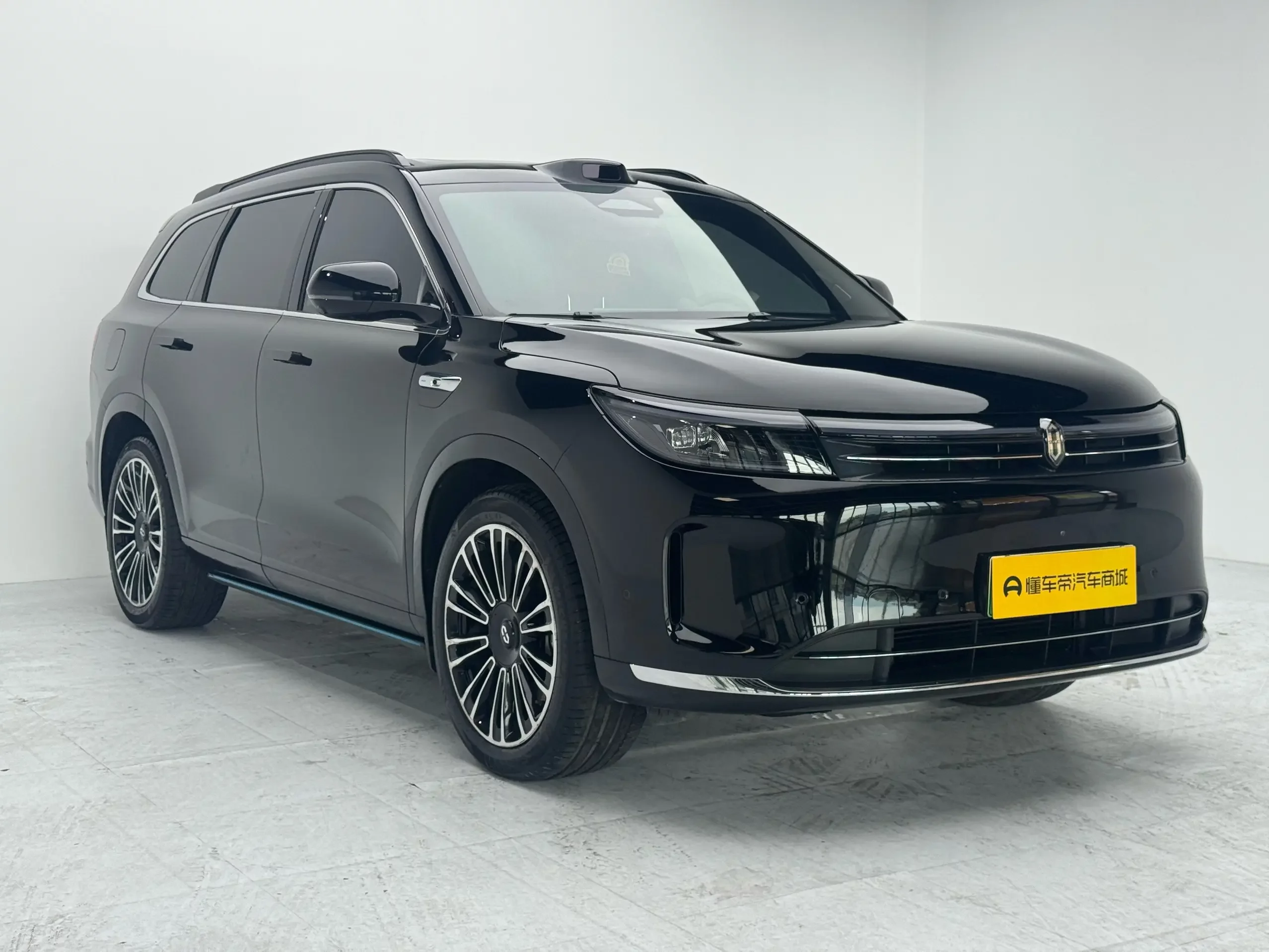 AITO M7