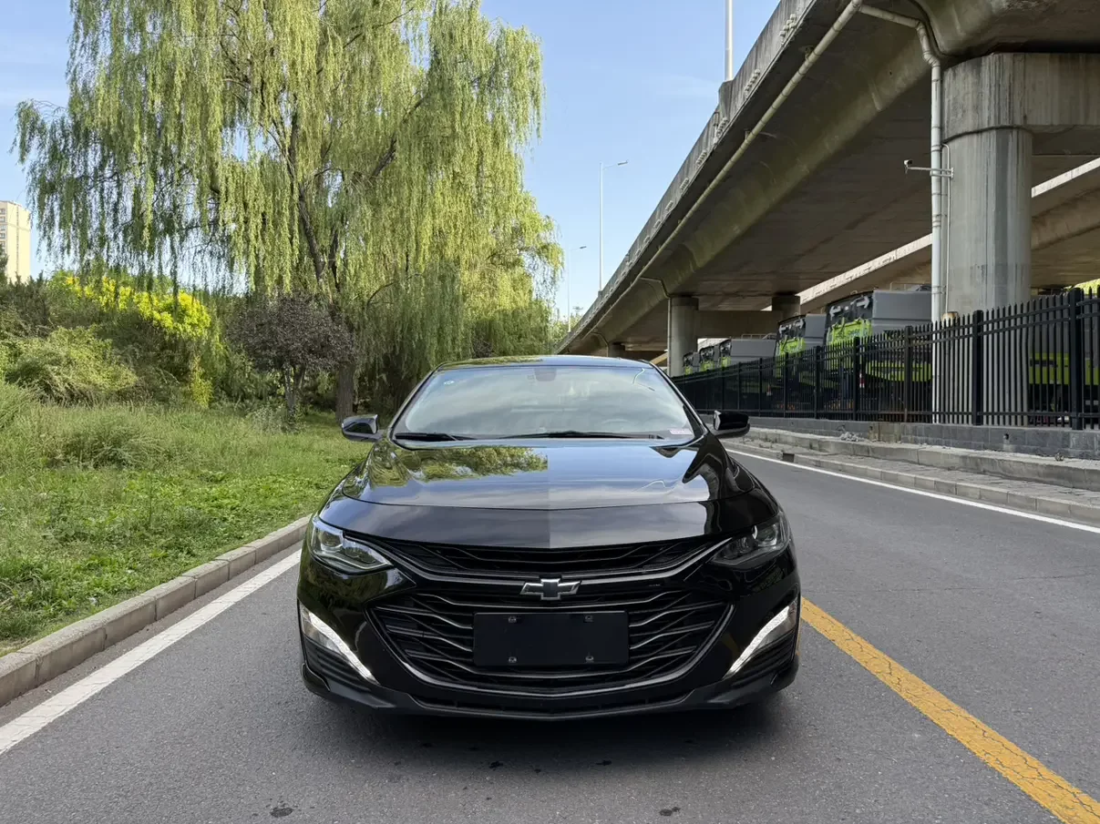 Chevrolet Malibu XL