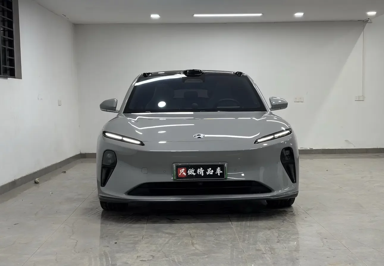 NIO ET5T  из Китая