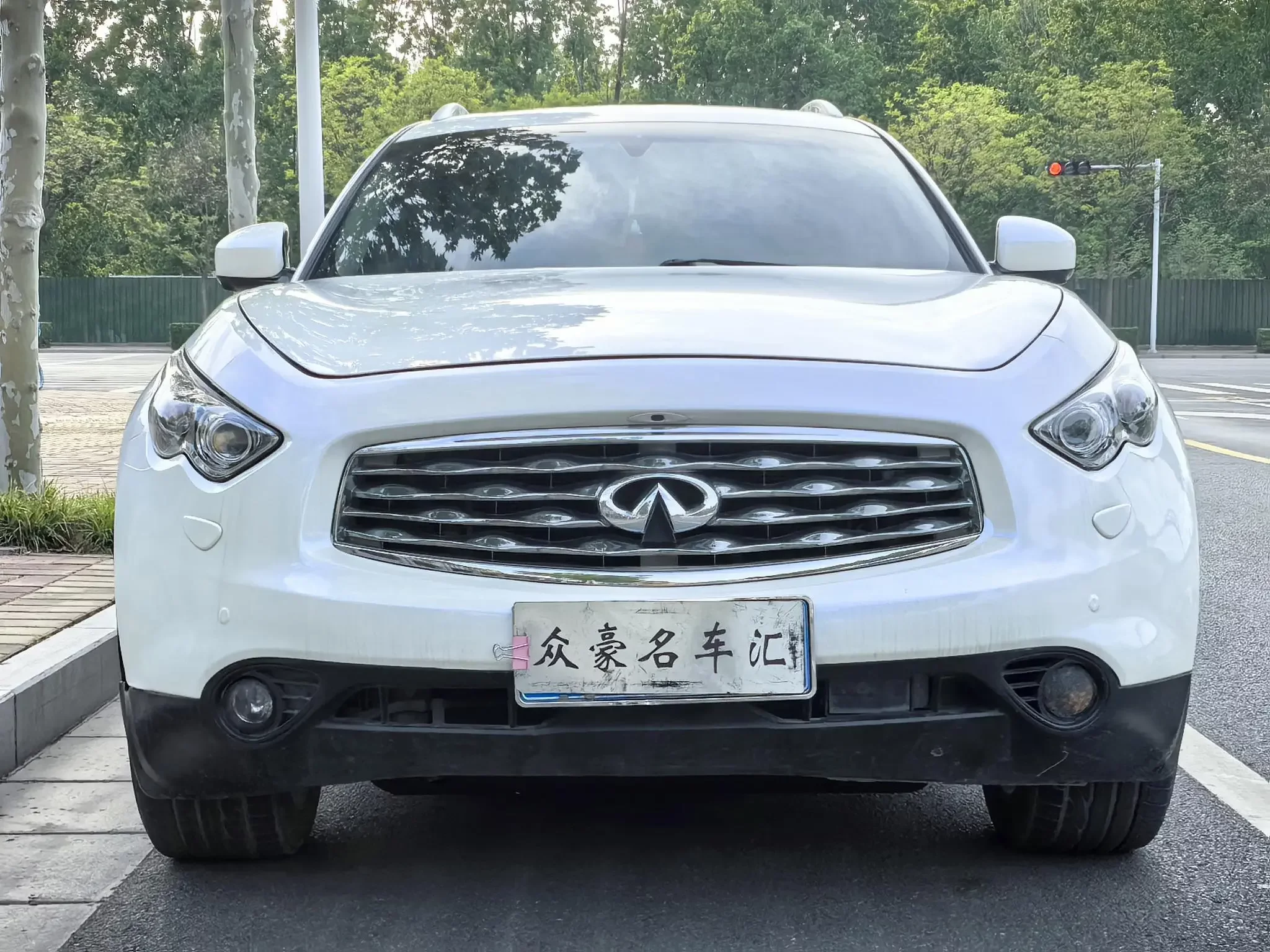 Infiniti FX