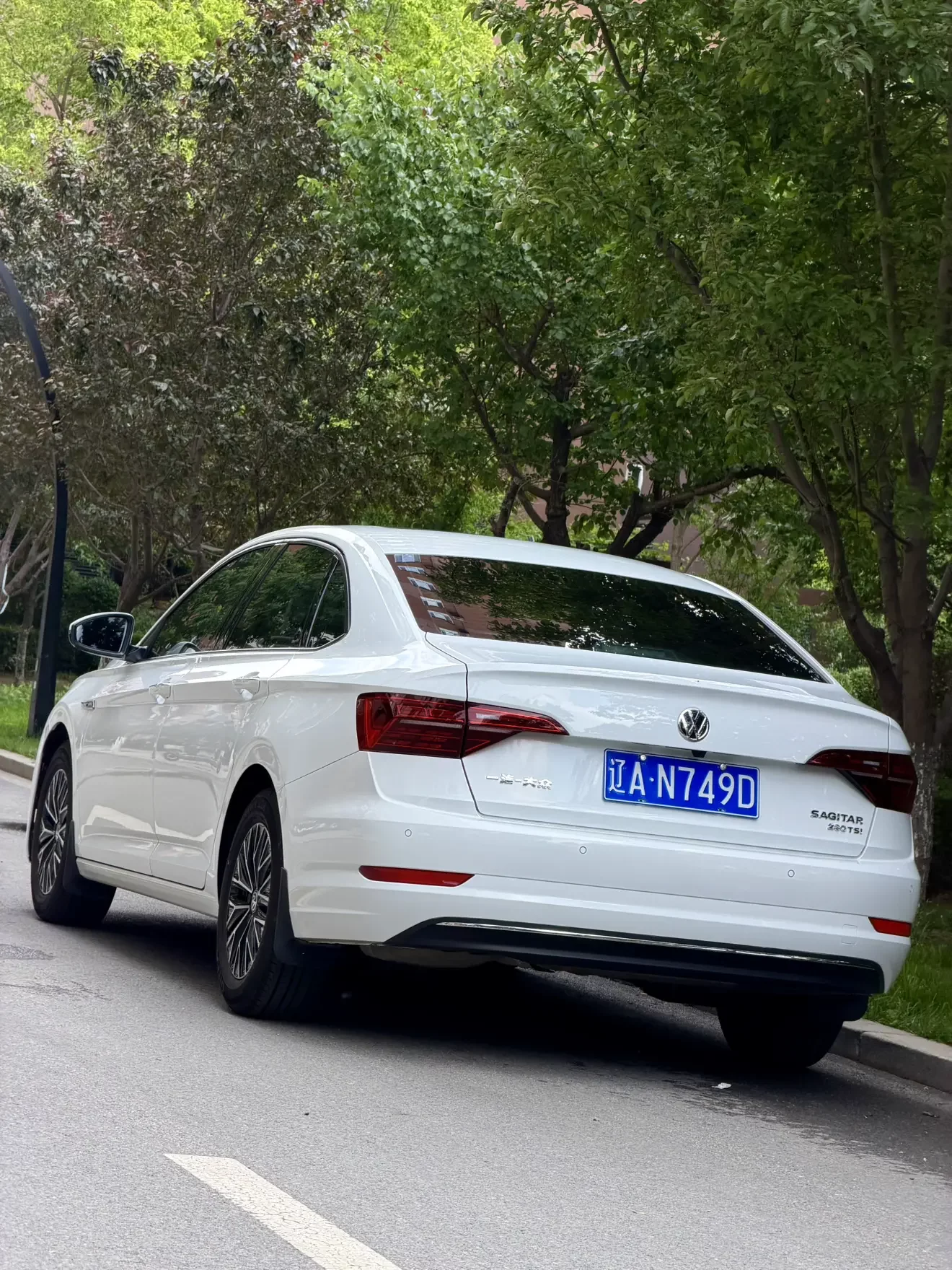 Volkswagen Sagitar