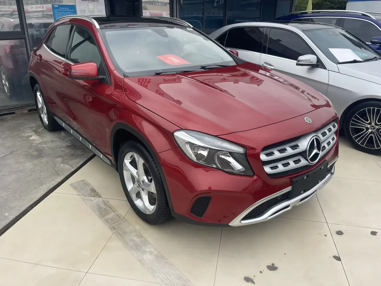 Mercedes-Benz GLA