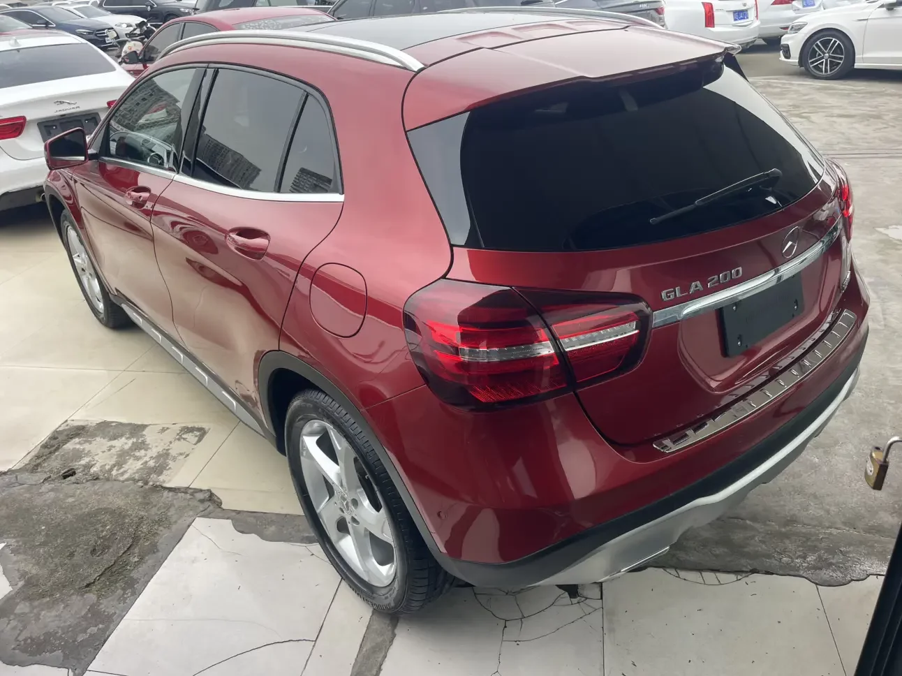 Mercedes-Benz GLA