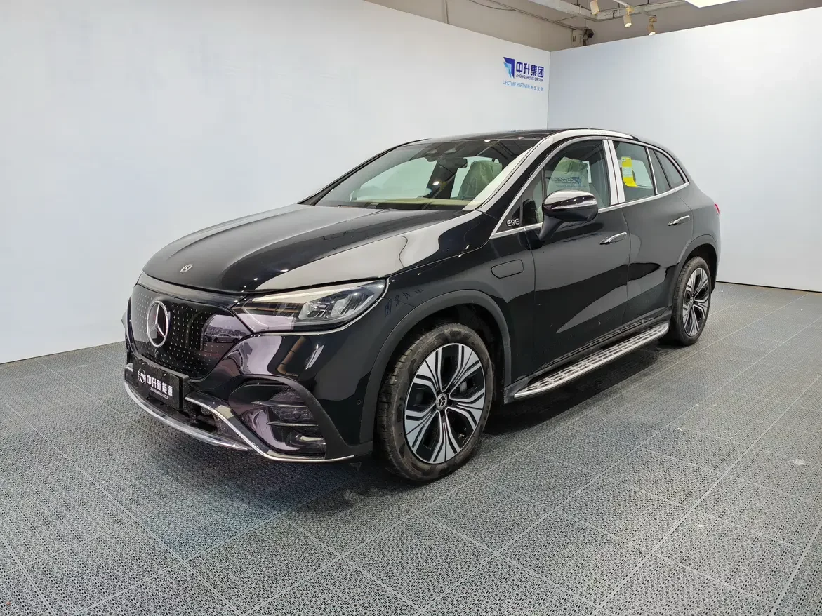 Mercedes-Benz EQE SUV