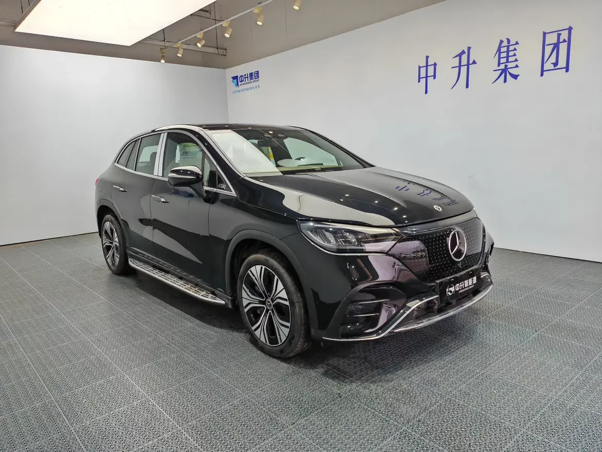 Mercedes-Benz EQE SUV