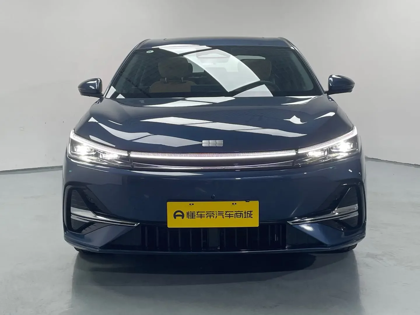 Geely Galaxy A7 EM