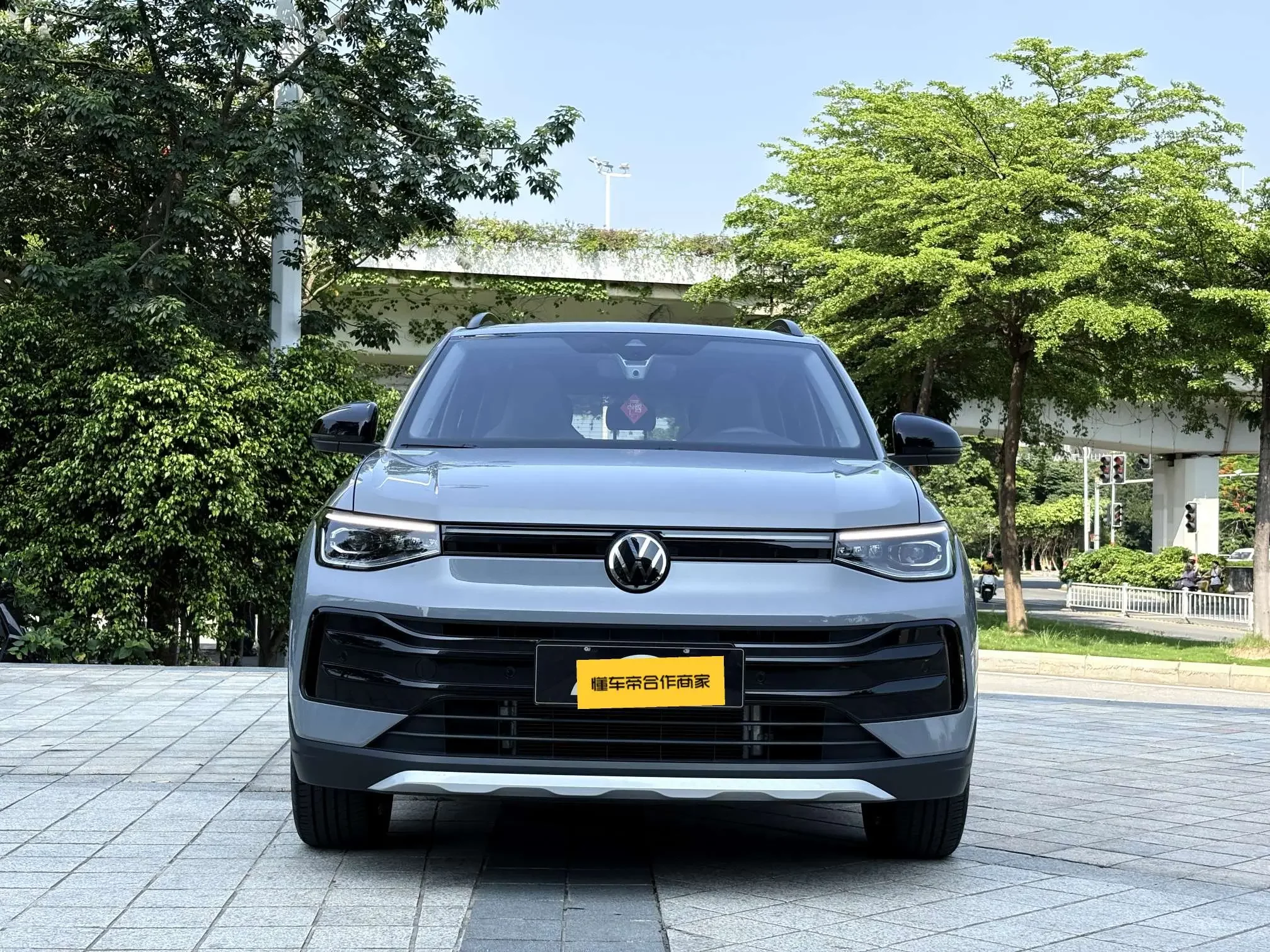 Volkswagen Tharu