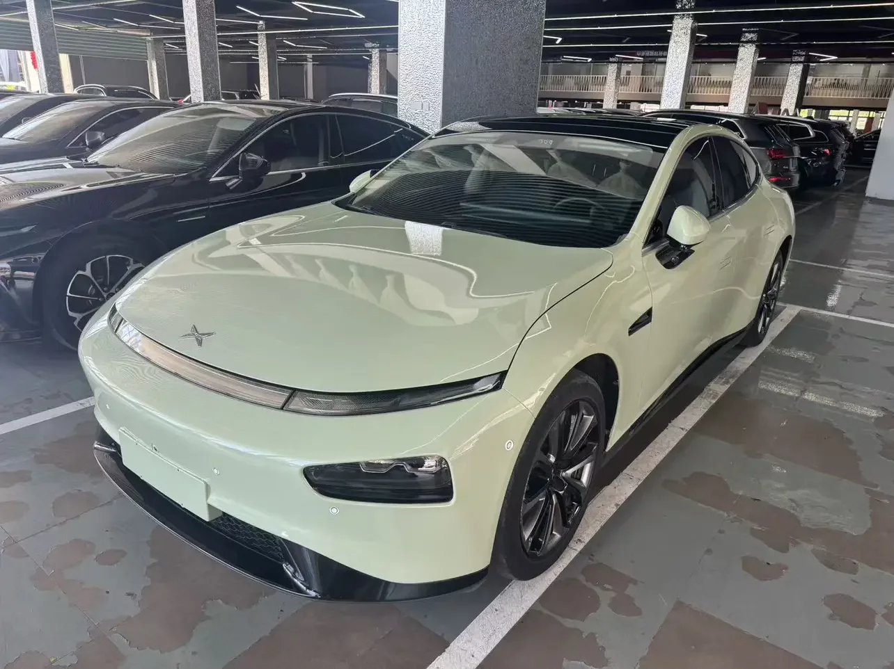 Xpeng P7